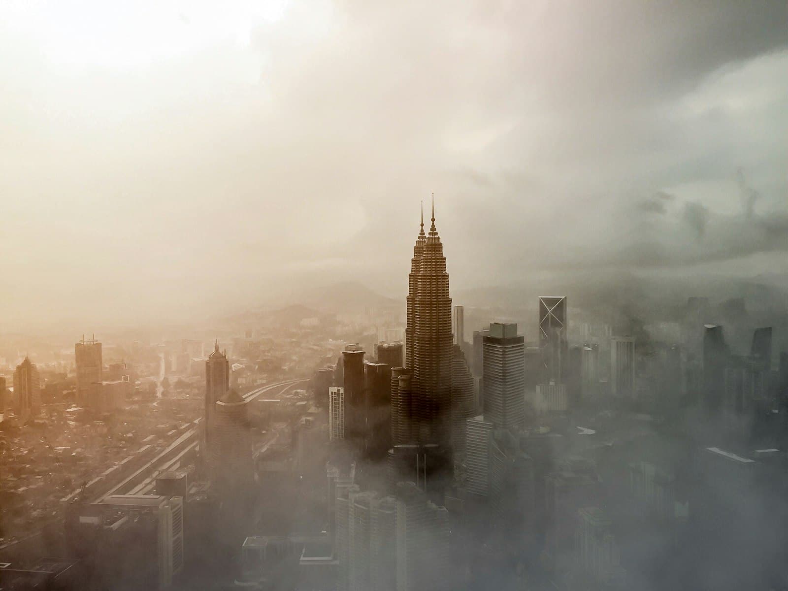 Haze in Kuala Lumpur: How to Read the Air Quality Before You Travel